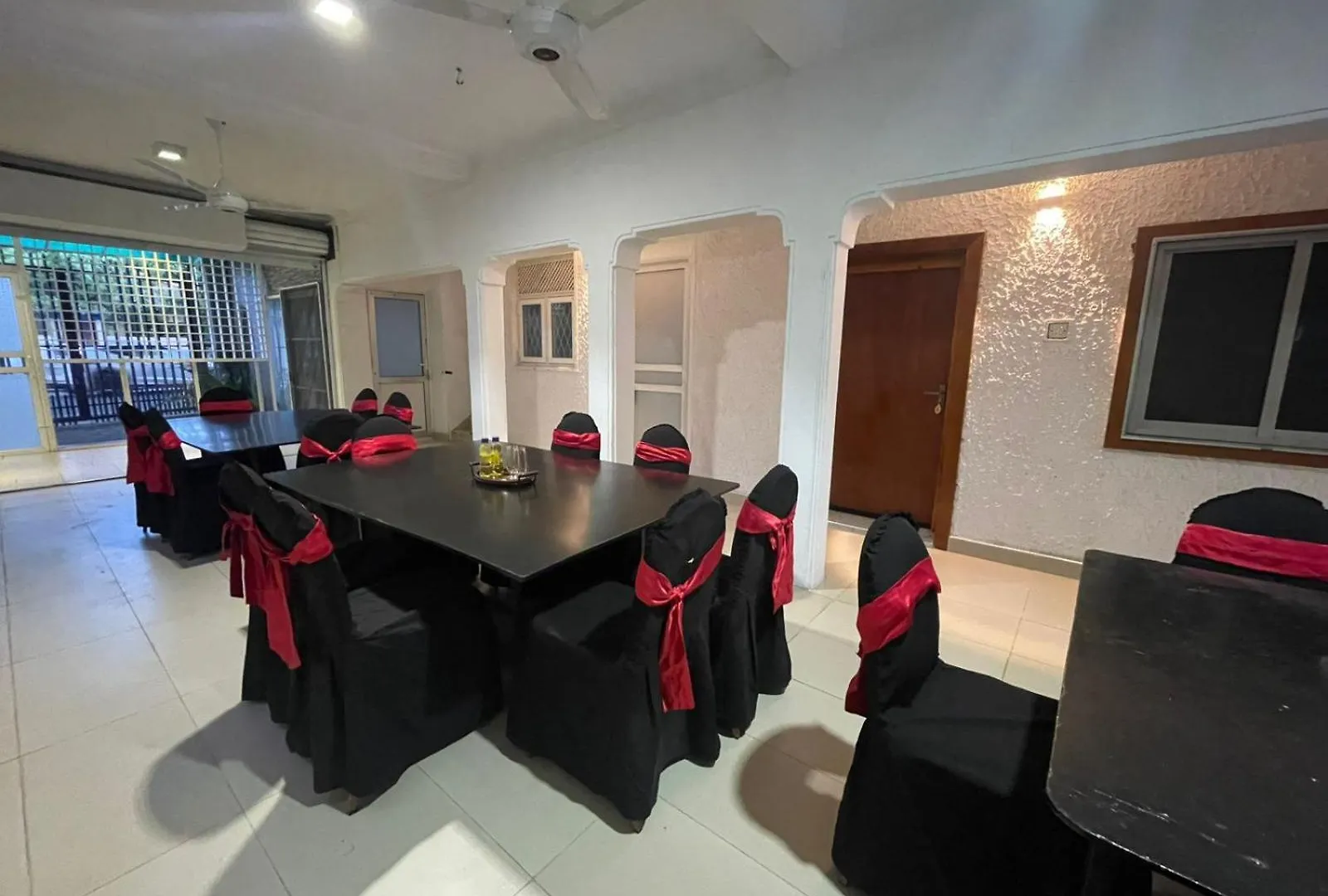 Room Near Airport In Negombo Beach スリランカ